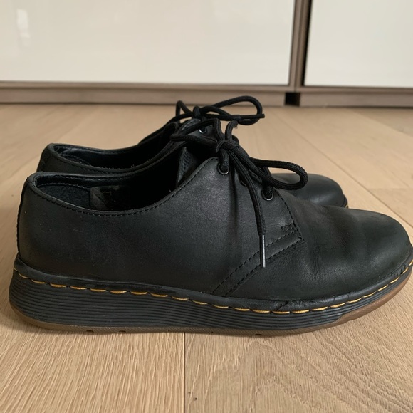 Doc Marten’s Cavendish Black Shoes - Sz 6 - Picture 4 of 9